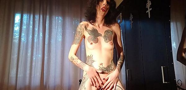  Bedpost fucking camshow